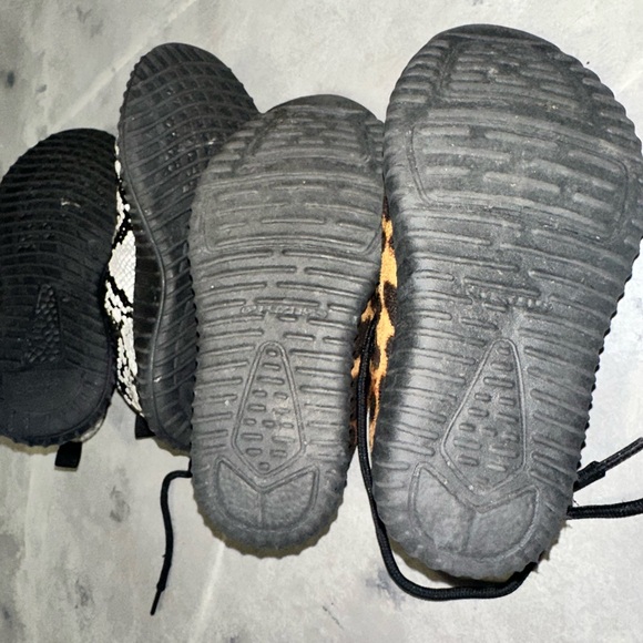 Little Girls Sneakers Size 9 Leopard Print And Snakeskin - Picture 7 of 7